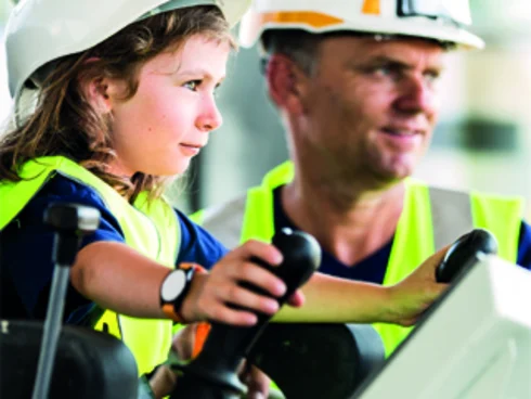 Cover 210421 320px 2