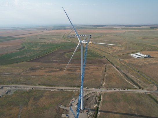 Windpark nordöstlich von Bukarest im ländlichen Gebiet